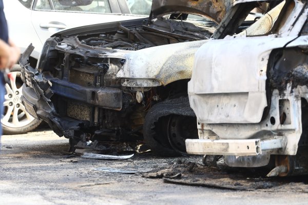 Izgorjeli automobili na Trnju