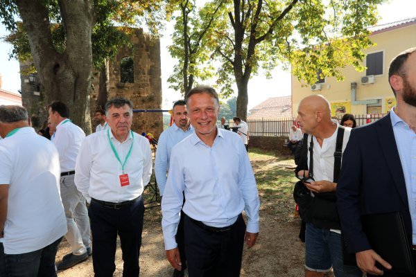 Utrka na prstenac u Barbanu