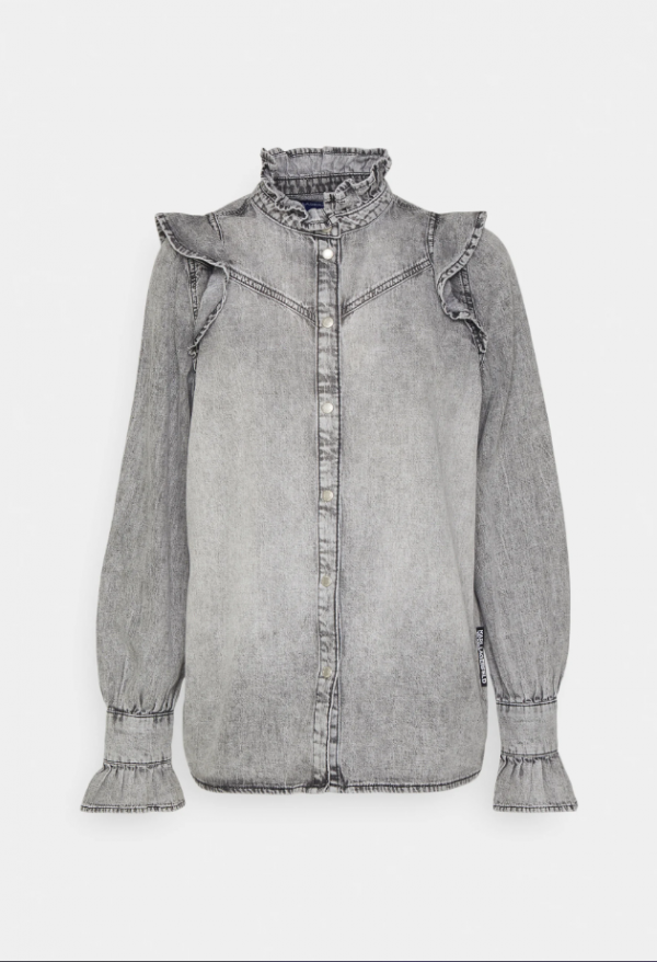 Karl Lagerfeld Jeans, Zalando, 118.95 eura