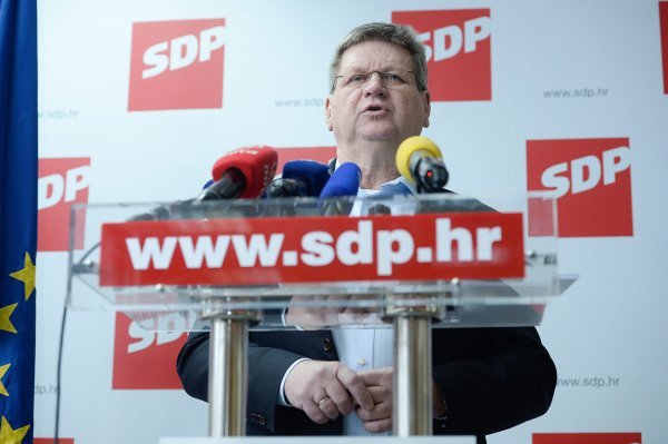 Konferencija za novinare saborskog zastupnika SDP-a Miranda Mrsića (7)