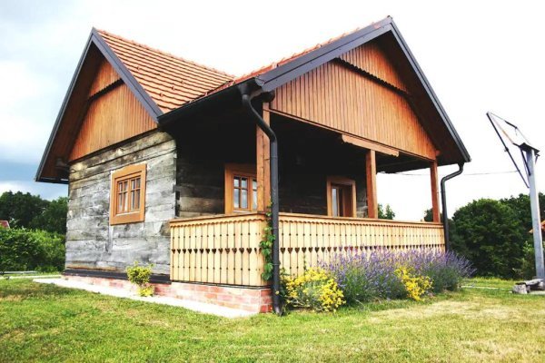 Traditional Croatian Cabin with Spa