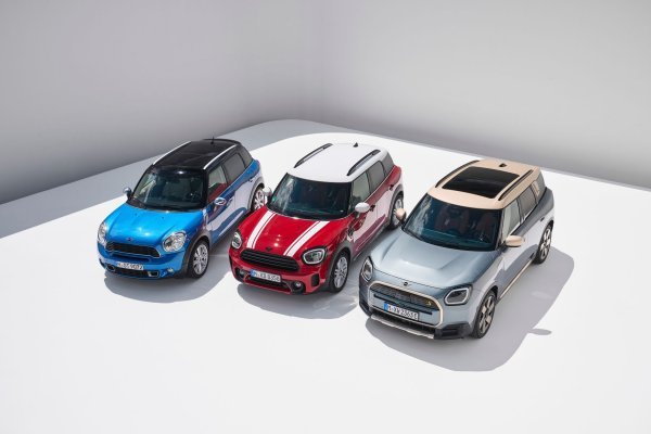 Mini Countryman generacije