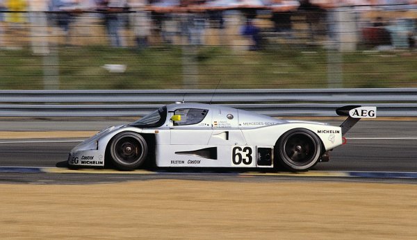 Sauber-Mercedes C 9 Group C trkaći sportski automobil, 1989.