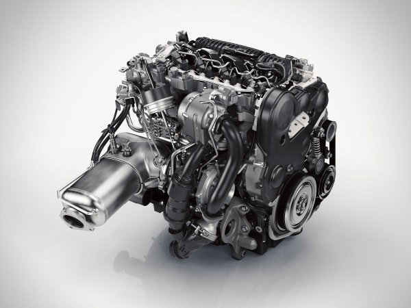 Volvo XC90 D5 twin-turbo dizelski motor iz 2014.