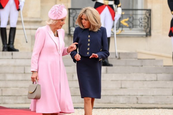 Kraljica Camilla s Brigitte Macron