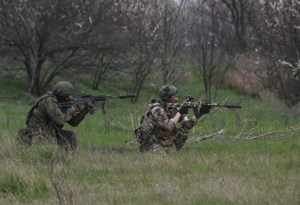 Ruska vojska - pripadnici zračno-desantnih snaga na vježbi