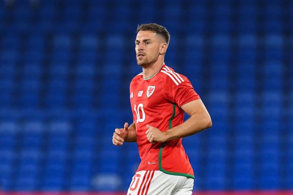 Postao je ikona s ukletim golovima koji su 'ubijali' poznate, danas je otišao u mirovinu