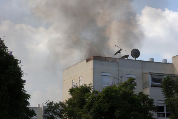 Masovni raketni napad na Izrael