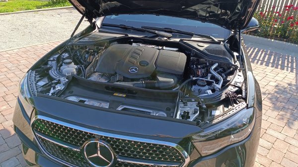 Mercedes-Benz E-klasa limuzina: dizelski motor OM654 M u modelu E 220 d