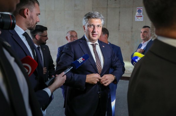Zagreb: Članovi HDZ-a dolaze na sastanak Predsjedništva stranke