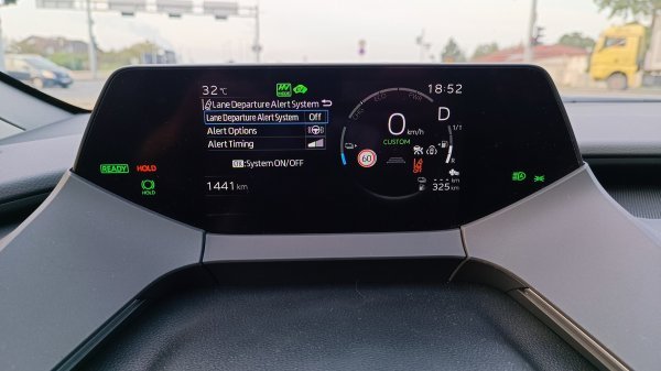 Toyota Prius 2.0 PHEV 5D e-CVT Premium