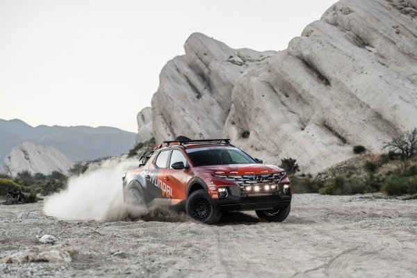 Hyundai Santa Cruz za Rebelle Rally 2023