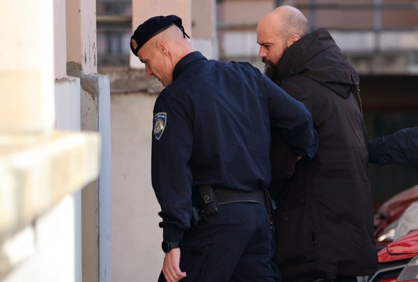 Privođenje navijača na Prekršajni sud u Osijeku