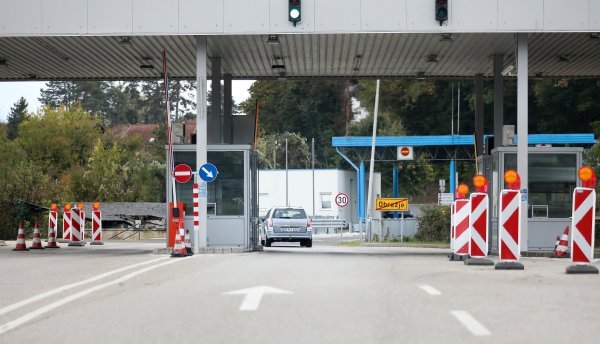 Slovenija od subote uvodi nadzor granice s Hrvatskom i Mađarskom