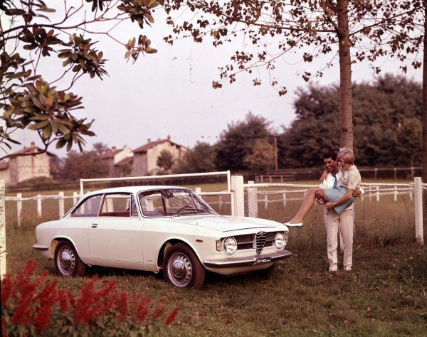 Alfa Romeo Giulia Sprint GT