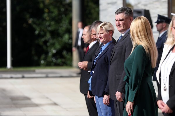 Povodom Dana dobrovoljnih darivatelja krvi predsjednik Milanović dodijelio je odlikovanja