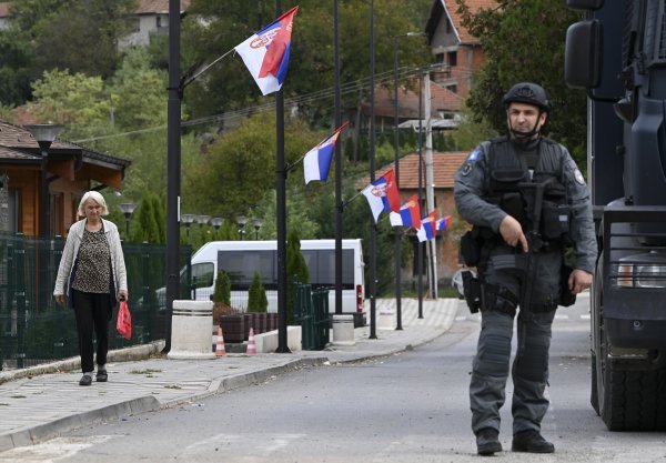 50.000 Srba na Kosovu priznaje vlast Beograda