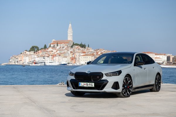 Vozili smo novi BMW i5 M60 xDrive