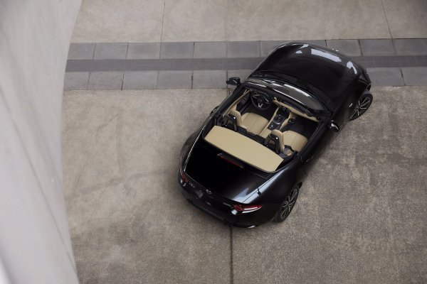 Mazda MX-5 (2024.)