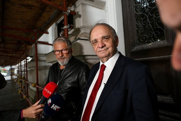 Branimir Glavaš na izlasku iz suda