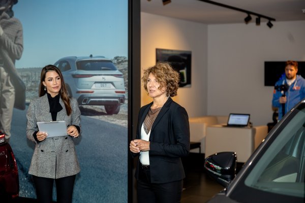Bili smo na Danima marke DS Automobiles: moderatorica Jelena Glišić i Samia Hamitouche, direktorica marke DS Automobile za Hrvatsku (desno)
