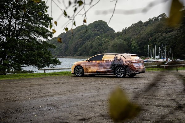 Volkswagen ID.7 Tourer: najavne slike prvog električnog karavana iz ID. obitelji u kamuflažnim bojama