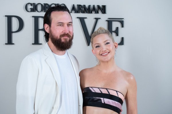 Kate Hudson sa svojim zaručnikom Dannyjem Fujikawom