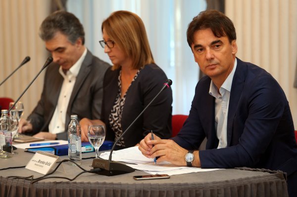 Marinko Škare (Most), Ivana Maletić (HDZ) i Branko Grčić (Narodna koalicija) Izvor: Pixell