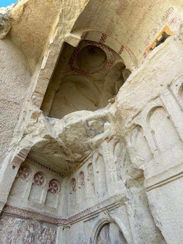 Ostaci zidnog slikarstva u jednoj od crkvi u Göremeu