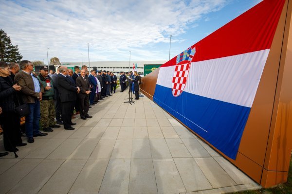 Spomen-obilježje na obaranje prvog zrakoplova u Domovinskom ratu