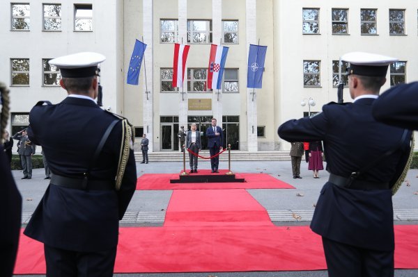 Klaudia Tanner u Zagrebu