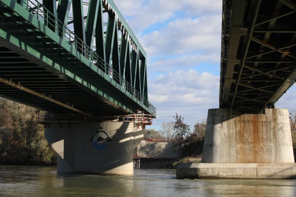 Premoštena Drava kod Botova