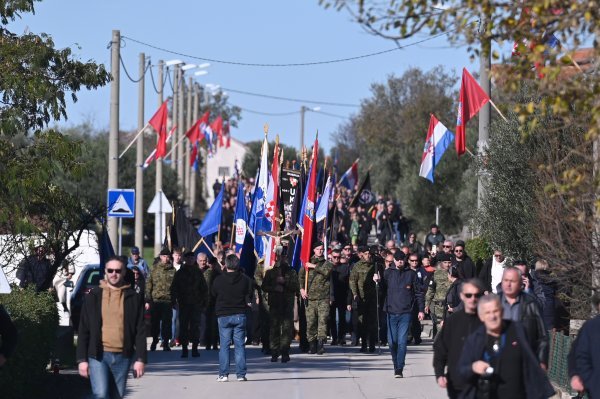 Kolona sjećanja u Škabrnji