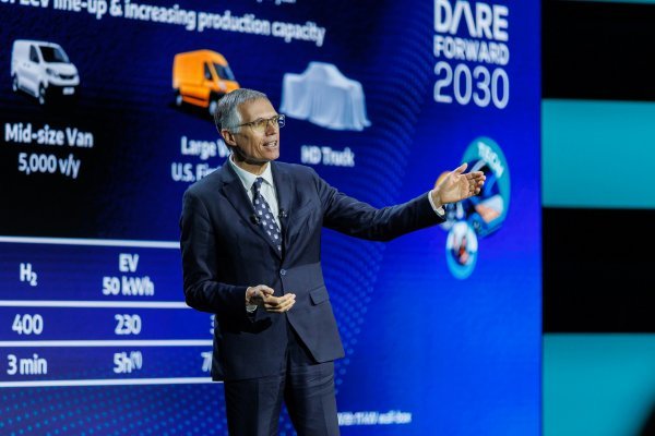 Carlos Tavares, izvršni direktor Stellantisa, na predstavljanju strategije Dare Forward 2030