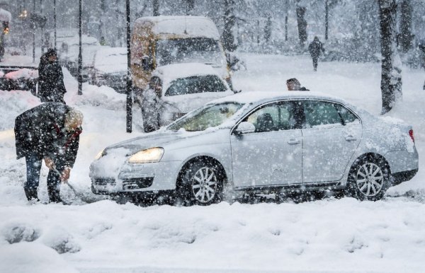 Dobra priručna lopata uvijek dobro dođe kada zapadne snijeg