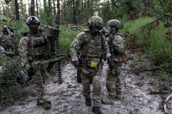 Ukrajinski vojnici kod Avdivke