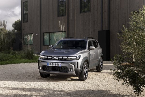 Dacia Duster Hybrid Journey