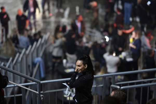 Atmosfera u Areni uoči početka koncerta Aleksandre Prijović