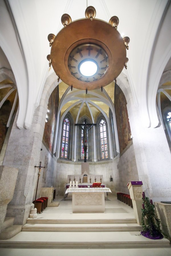 unutrašnjosti crkve sv. Marka uoči prve mise nakon obnove