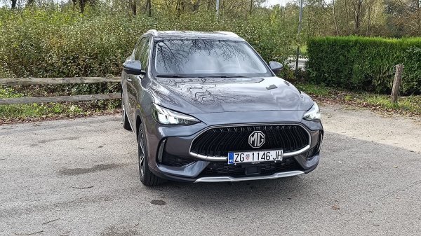 MG HS Luxury 1.5T-GDI DCT