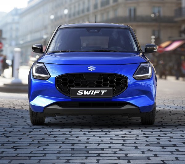 Suzuki Swift 7. generacija (boja Frontier Blue Pearl Metallic)