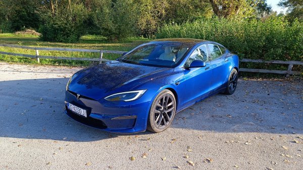 Tesla Model S Long Range Dual Motor All-Wheel Drive