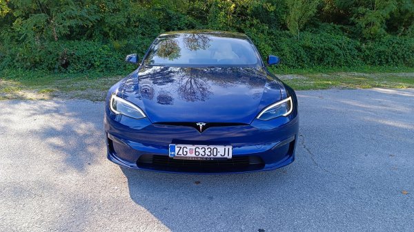 Tesla Model S Long Range Dual Motor All-Wheel Drive