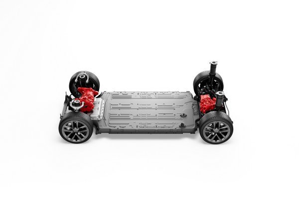 Tesla Model S Long Range Dual Motor All-Wheel Drive: platforma