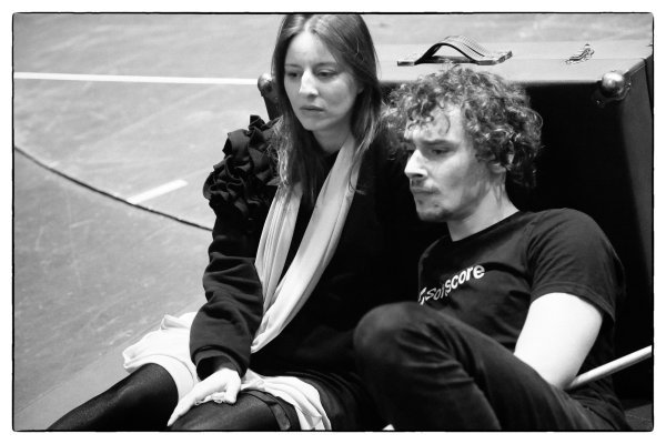 Pustolov pred vratima