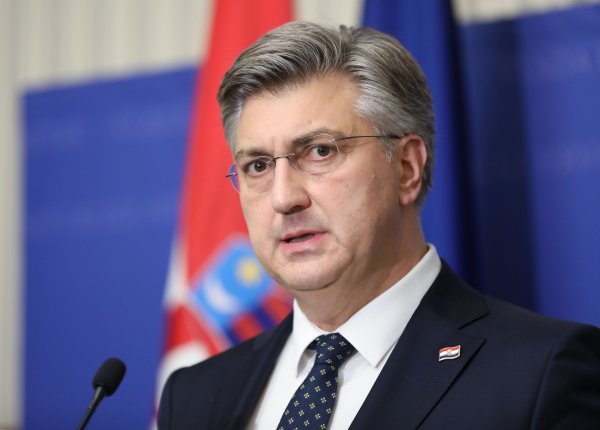 Andrej Plenković smijenio ministra Filipovića