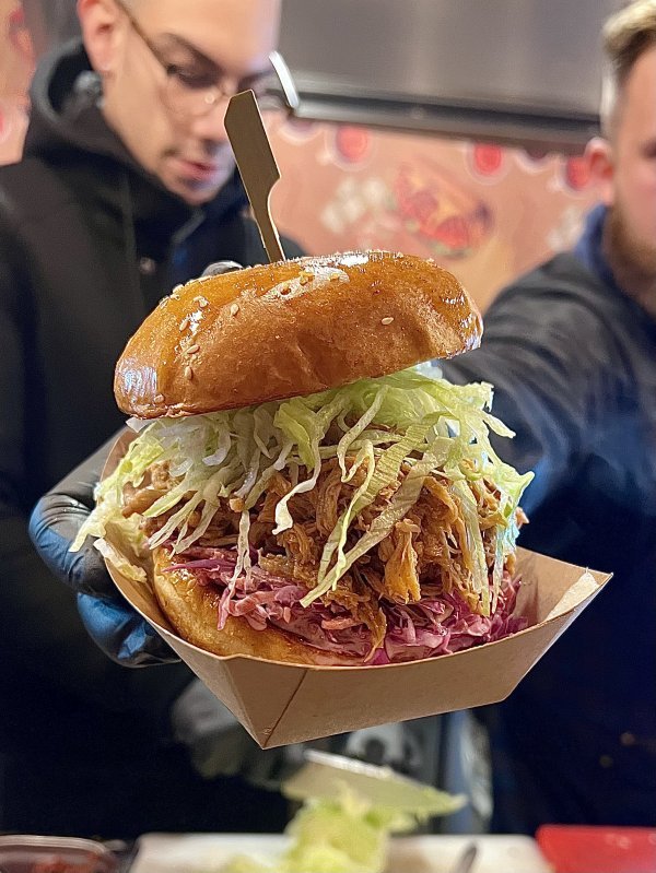 Trgani Pajcek - omiljeni pulled pork, sada u izvedenici burgera