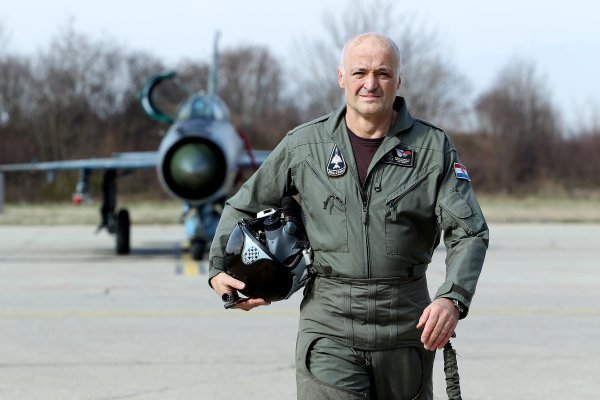 Ivan Selak i MiG-21 HRZ-a na Plesu 2014. godine