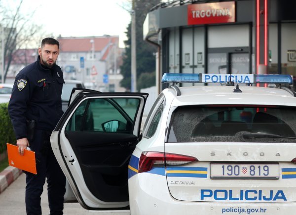 Opljačkana benzinska postaja na Trešnjevci