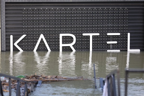 Jutro nakon potonuća splava Kartel u Beogradu